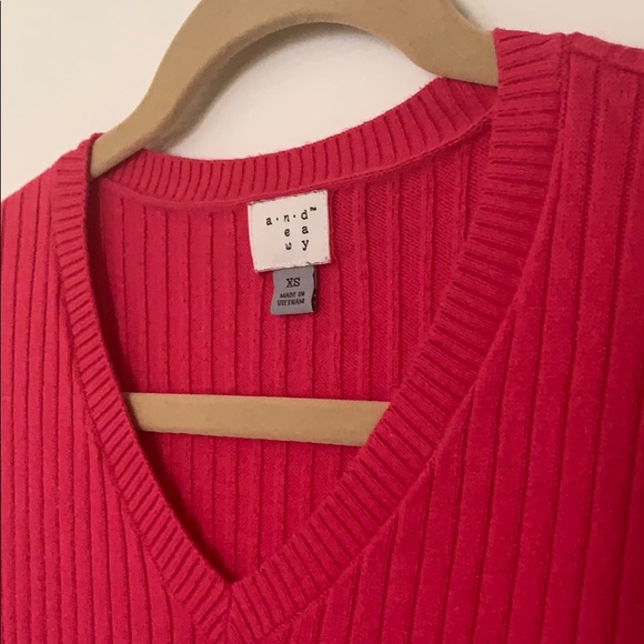 A New Day Brand Hot Pink V-Neck Style Sweater - Picture 4 of 6